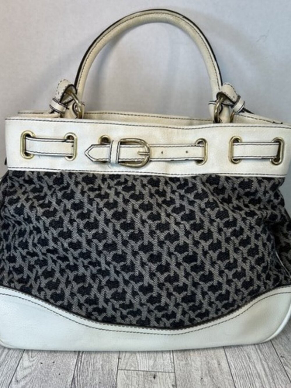 New York & Company Cream And Black Bag Hobo Purse Shoulder